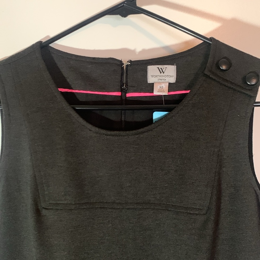 Jumper - Picture 2 of 5